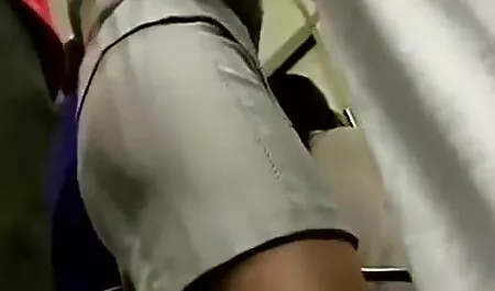 Slut食べる二cocksとツバメ 中 年 女性 無 修正 動画