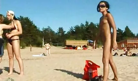 彼女は彼女の猫を幸せにするために台所に来た 女性 用 無料 アダルト 動画