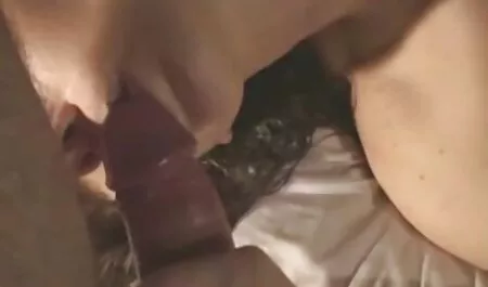 若い女の子を見てビリーブルック 可愛い 女性 の エロ 動画