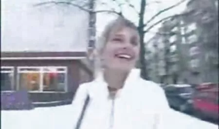 言語を修正した後、彼の設備の整ったアパートのドアが開かれました 女性 エロ アニメ