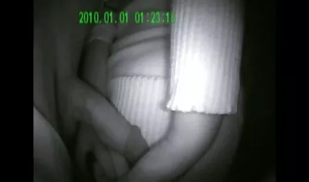 ビデオチャットでイネデギャグを見るからのぞき見翔 無料 動画 女性 素人